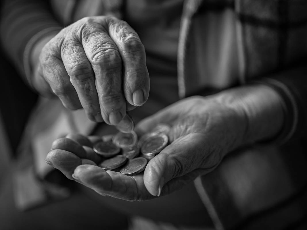 Emeklilerin Rahat Ettiği 3 Şehir Belli Oldu! Büyükşehirlerden Kaçan Bu İllere Yerleşiyor 1