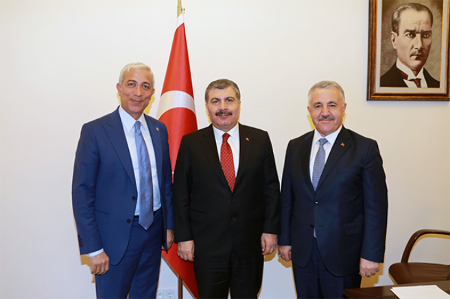 Arslan ve Kılıç, Sağlık Bakanı Koca ile Kars Bölge Hastanesini görüştü