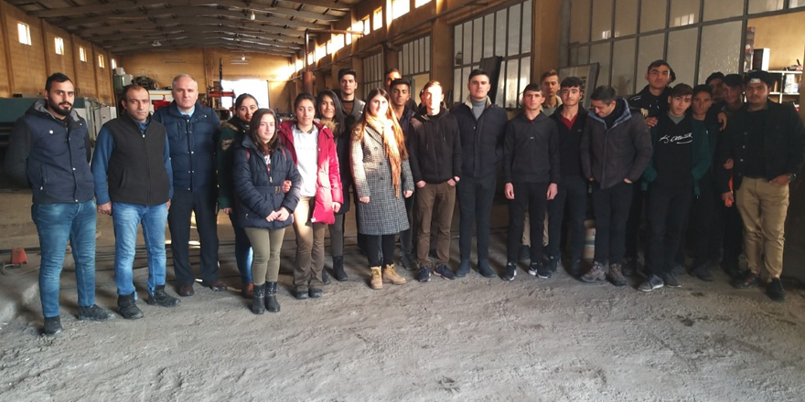 Meslek Lisesi öğrencileri Kars'ta ustaları ziyaret etti