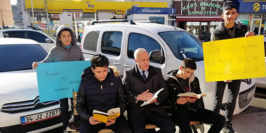 Kars’ta, "Kitap her yerde" okuma etkinliği