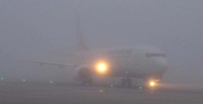 Kars’ta hava ulaşımına sis engeli, 4 uçuş iptal edildi