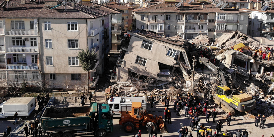 AFAD: "Depremde hayatını kaybedenlerin sayısı 22’ye yükseldi"