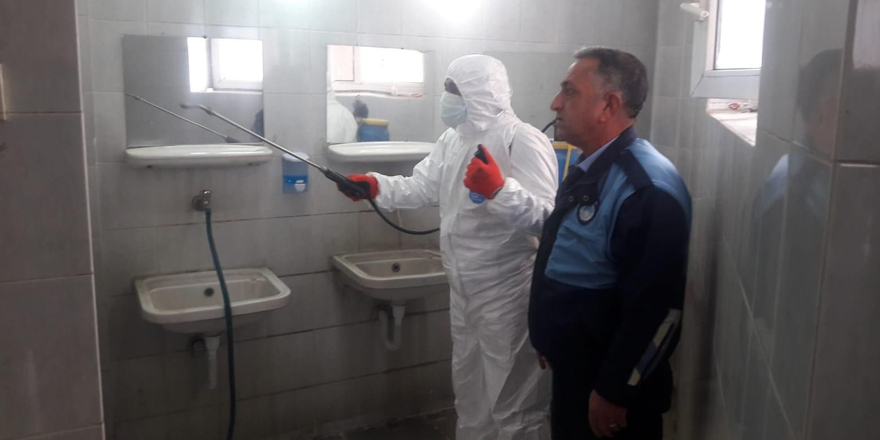 Arpaçay Belediyesi dezenfekte çalışmalarını sürdürüyor
