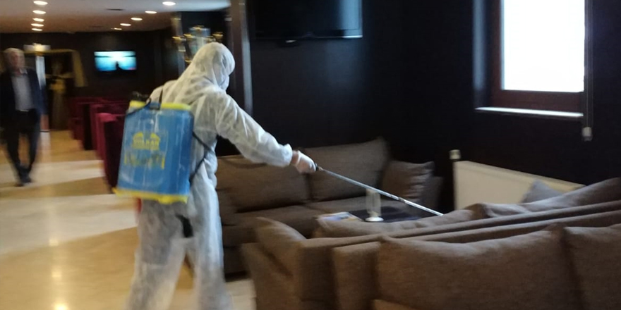 Kars’ta oteller dezenfekte ediliyor