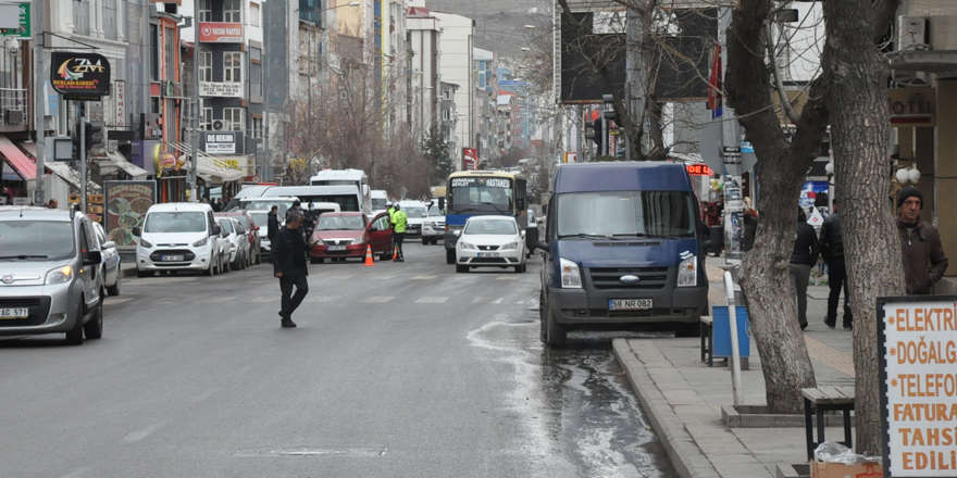 Kars’ta bazı caddeler araç trafiğine kapatılacak!