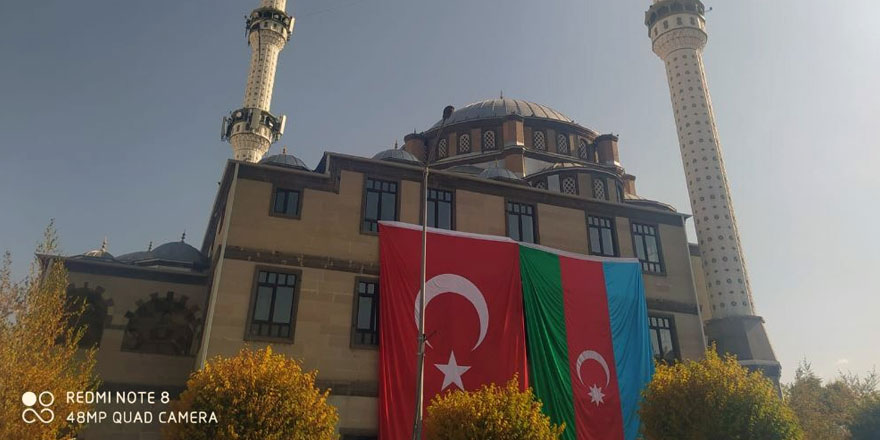 Ehlibeyt Işıklı Camiden, Azerbaycan’a destek