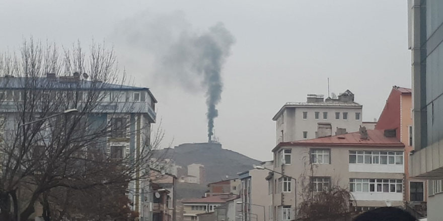 Kara duman şehrin her noktasından gözüktü