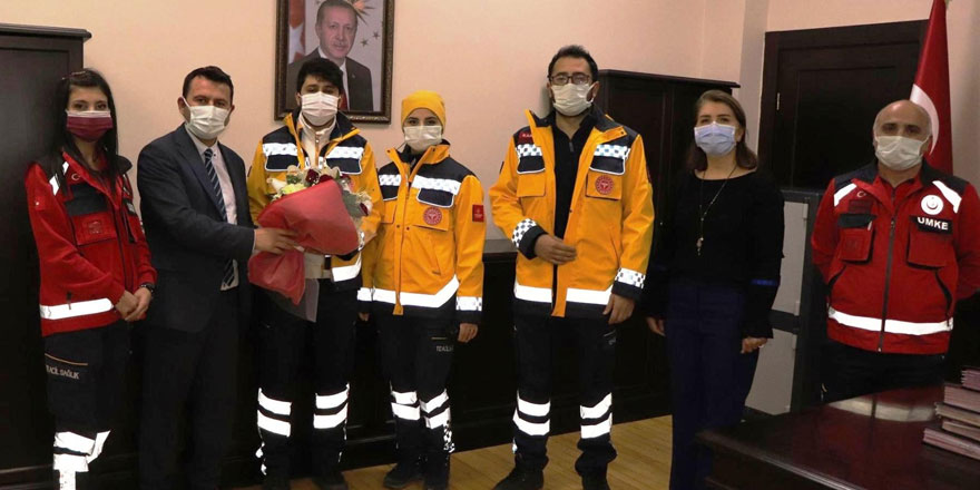 Uzm. Dr. Lazoğlu, 112 çalışanlarını kutladı