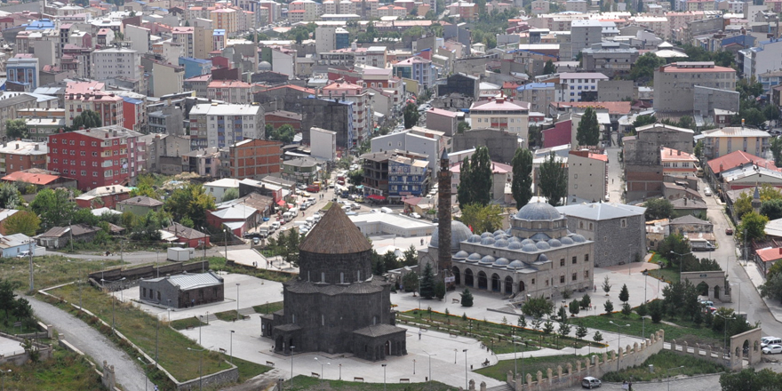 Kars bu defa da Iğdır'a bağlandı