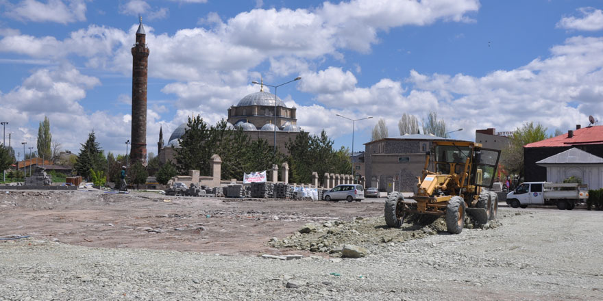 Kars’ta ‘Bedesten’ projesi hız kesmiyor