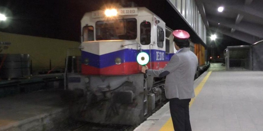 Çin’e gidecek ihracat trenleri Kars’tan geçti