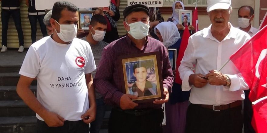 Evlat nöbetine katılan Karslı baba, oğlunu HDP’lilerden istedi