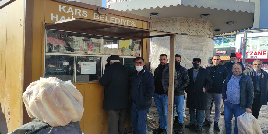 Kars’ta binlerce ekmek dakikalar içinde tükendi