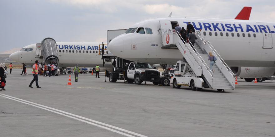 Harakani Havalimanı 1 yılda 453 bin yolcuyu ağırladı