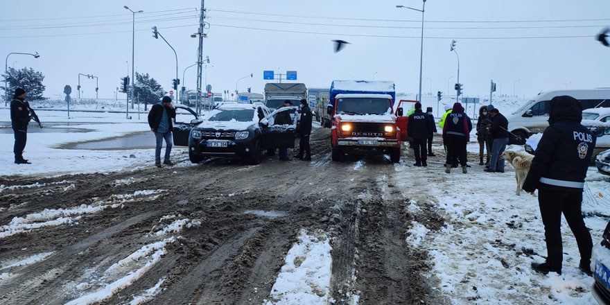 Kars polisinden “şok” uygulama!