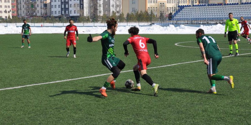 Kars 36 Spor: 1 - Doğubayazıt Belediye Spor: 2