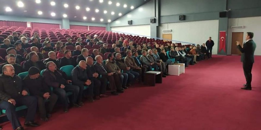 Selim’de yonca yetiştiriciliği toplantısı yapıldı