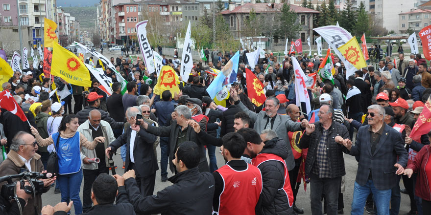 Kars’ta 1 Mayıs kutlandı