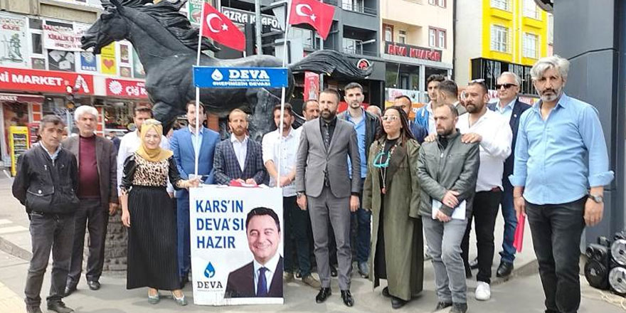 Kars’ta DEVA Partisi’nden 19 Mayıs kutlaması