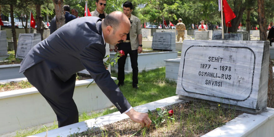 Vali vekili Doğu’dan bayram ziyareti!