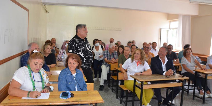 Sarıkamış Lisesi mezunları 40 yıl sonra yeniden öğrenci oldu