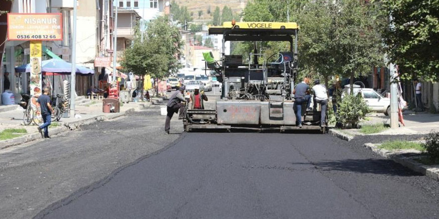 Öksüz, Kars’ın çehresini değiştiriyor