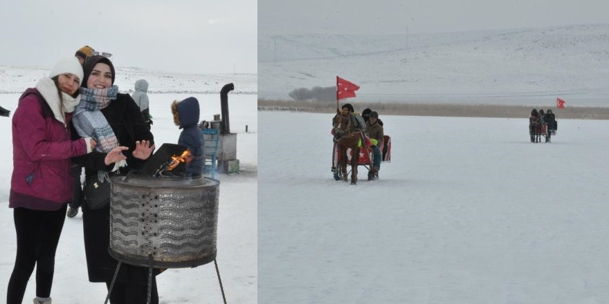 Kars’ta buz üstünde atlı kızakla gezdiler, soğuğa aldırış etmeden horon teptiler