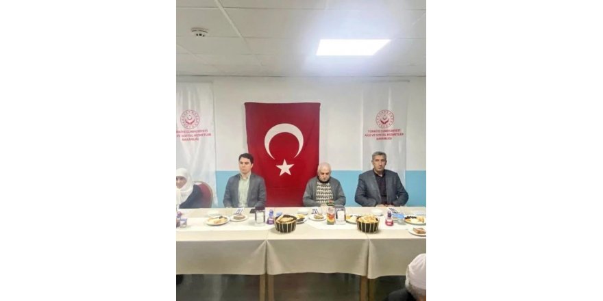 Kars Valiliği Huzur Evi sakinlerini unutmadı