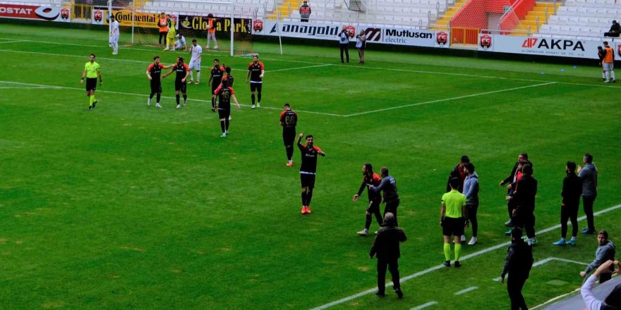 TFF 2. Lig: 24Erzincanspor: 2 - Nazilli Belediyespor: 0