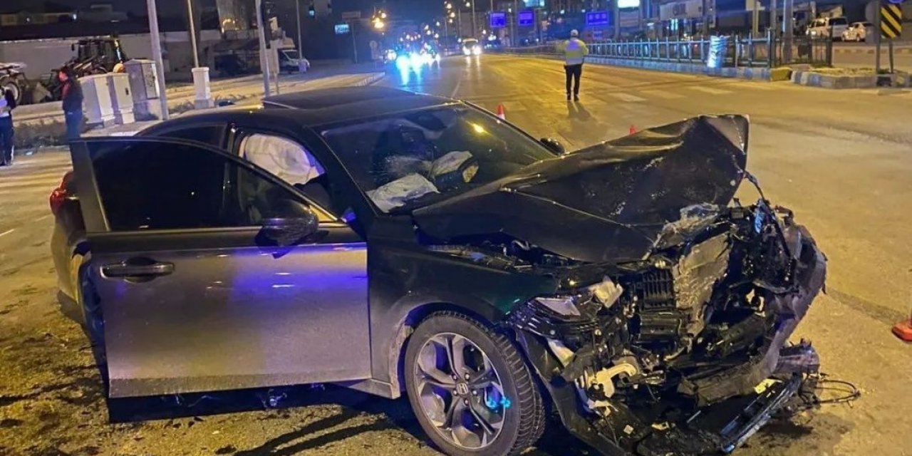 Van’da trafik kazası: 3 yaralı