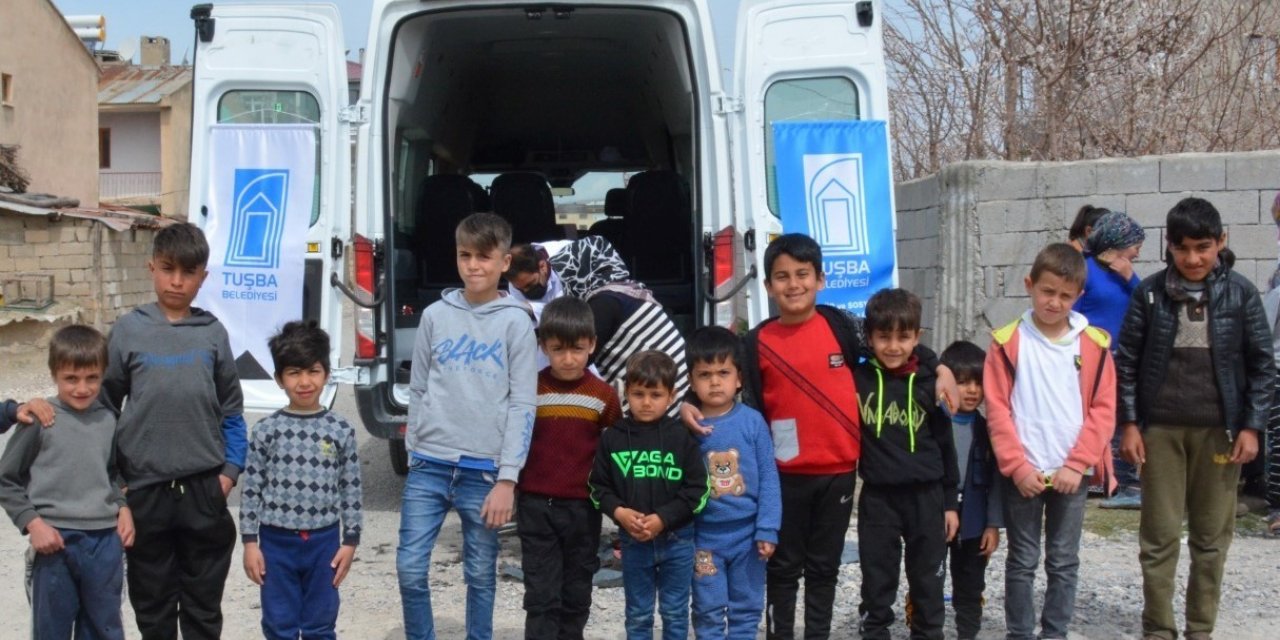 Tuşba Belediyesi hizmeti vatandaşın ayağına götürüyor