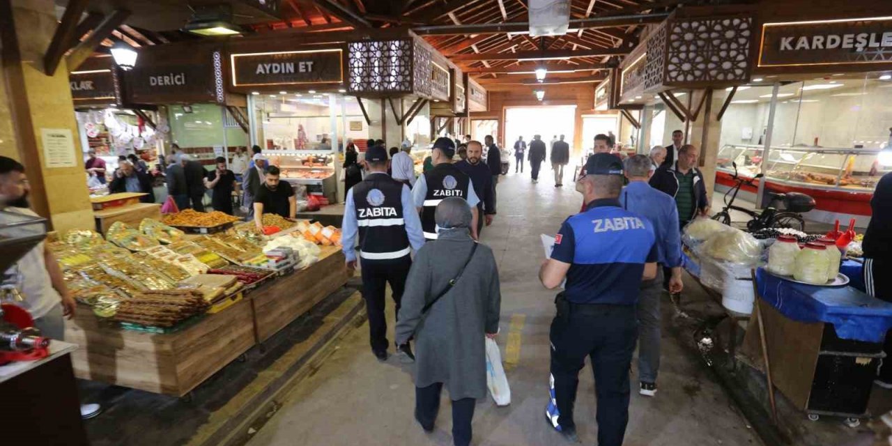 Elazığ Belediyesi bayram hazırlıklarını sürdürüyor