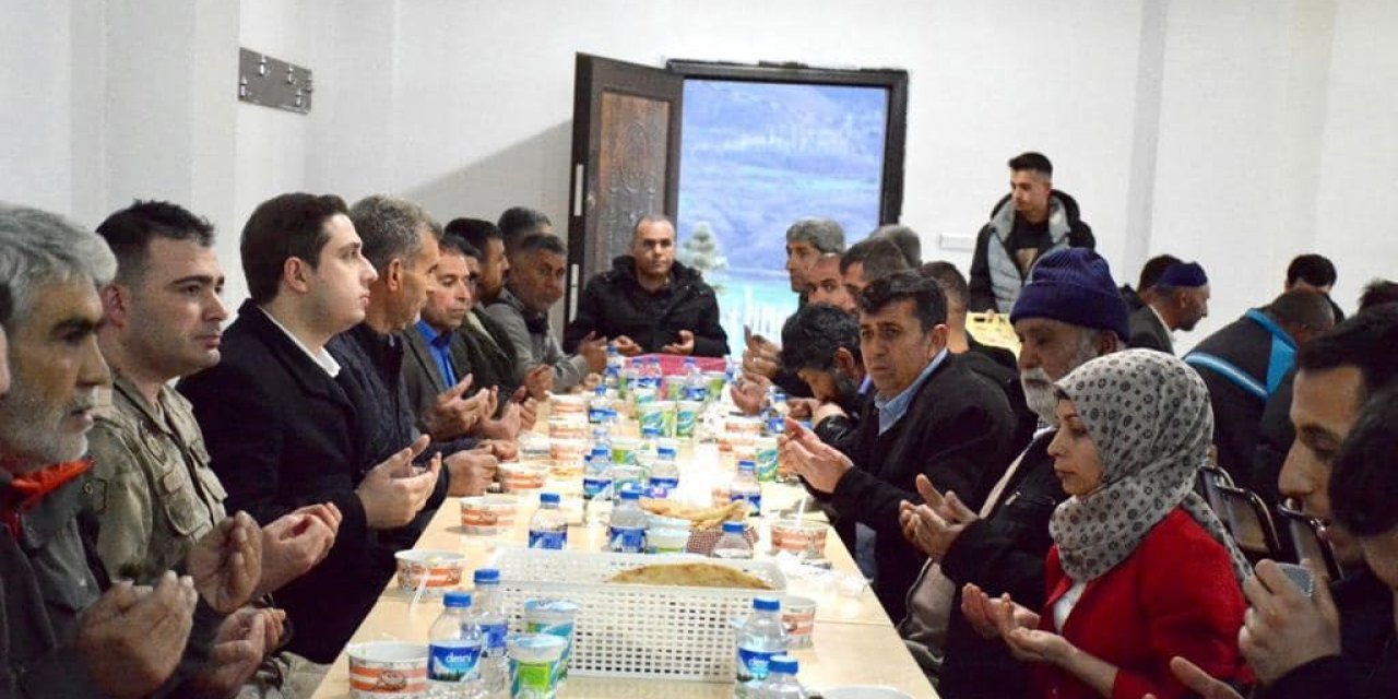 Yedisu Kaymakamı Başar, güvenlik korucularıyla bir araya geldi