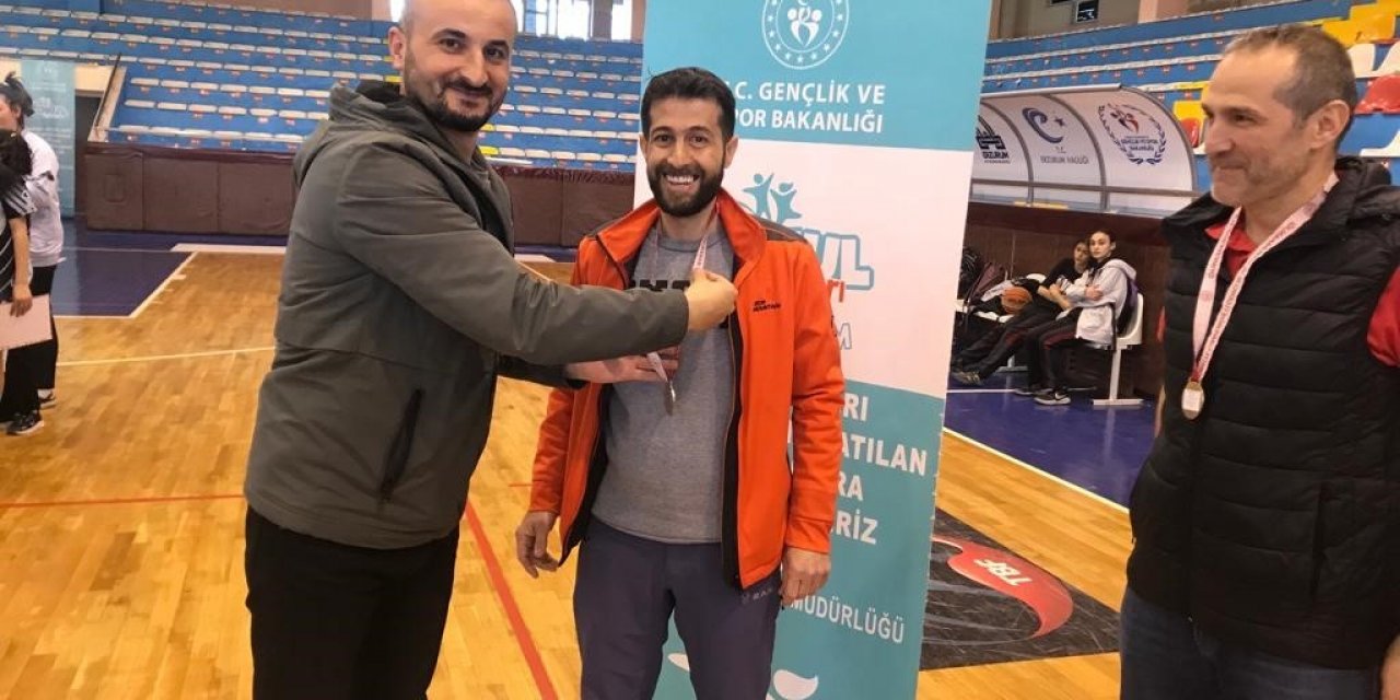 Yıldızlar basketbol bölge şampiyonası sona erdi