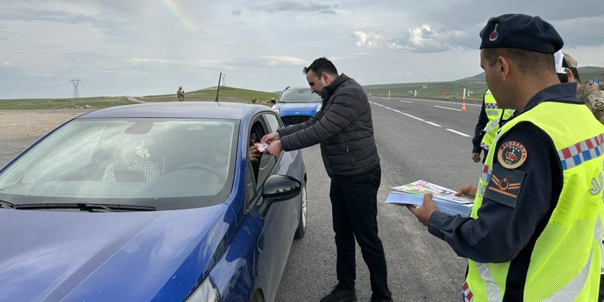 Kaymakam Karakaş, ekiplerle birlikte uygulama yaptı