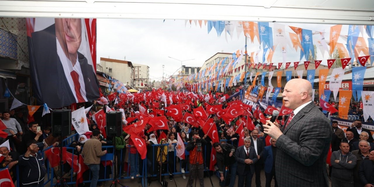 Ak Parti Horasan’da miting yaptı