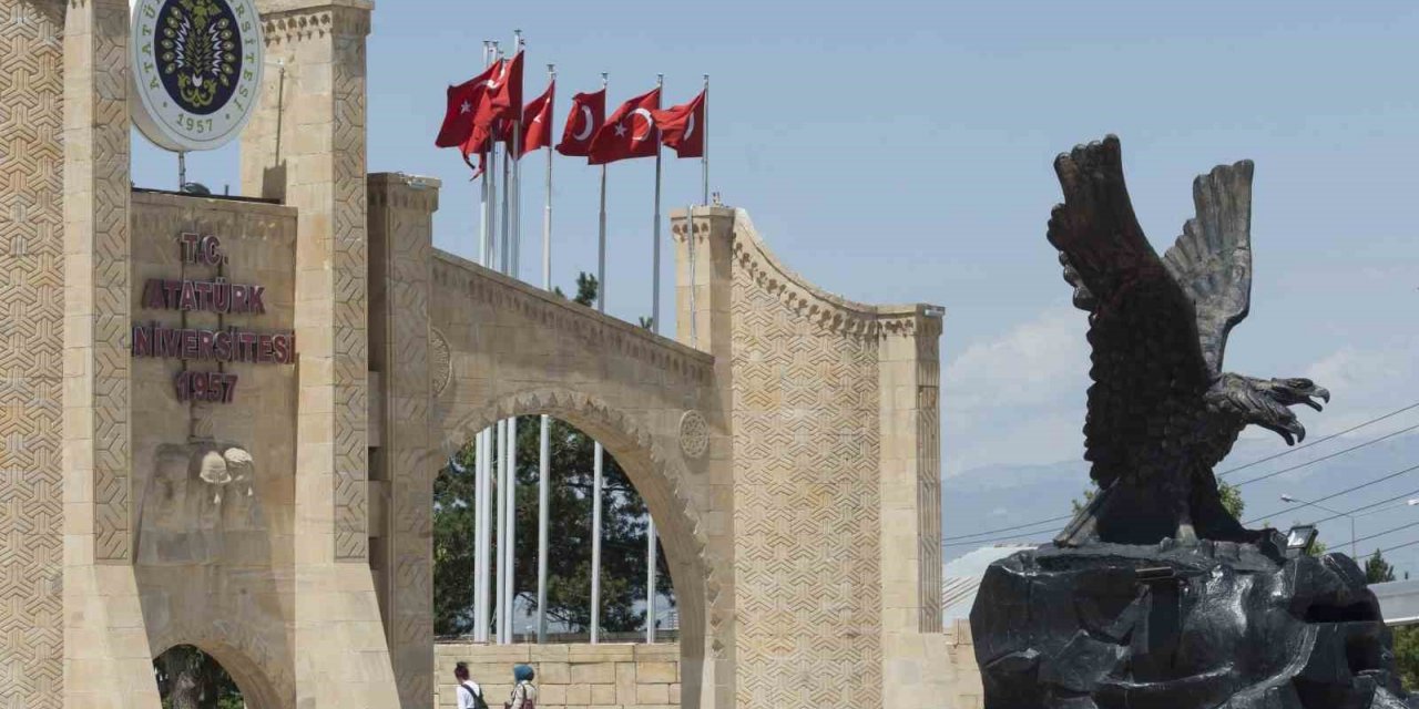 Atatürk Üniversitesi Senatosu kararını açıkladı; “Yarıyıl sonu ve bütünleme sınavları çevrim içi olacak”