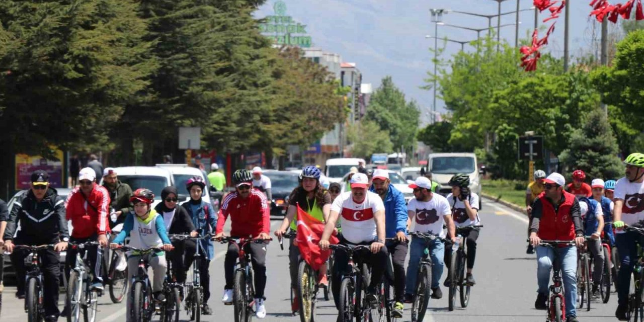 Erzincan’da bisiklet turu