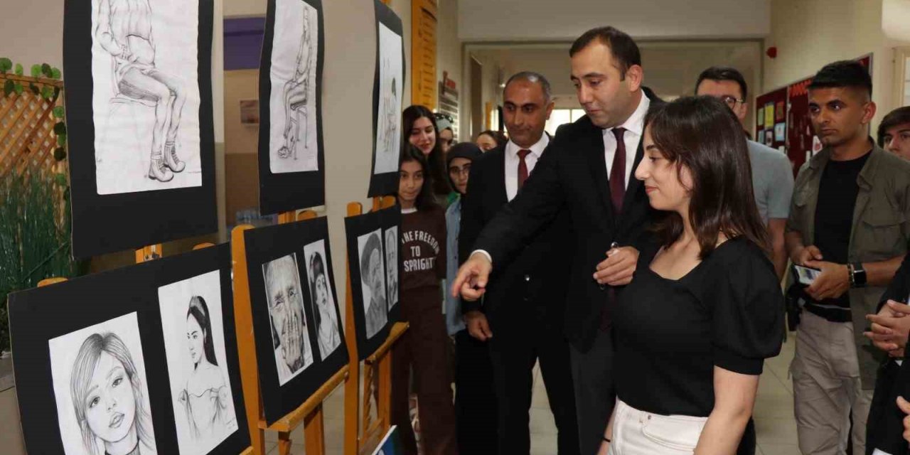 Oltu Anadolu Lisesi’nde sanat haftası etkinliği