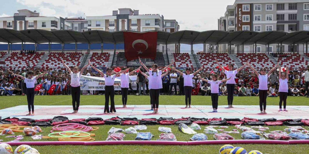 Van’da "Spor Van" yaz okulları başladı