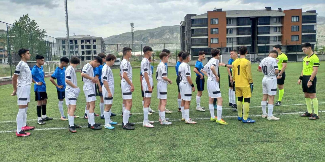 Erzincan’da U15 Türkiye Şampiyonası düzenleniyor