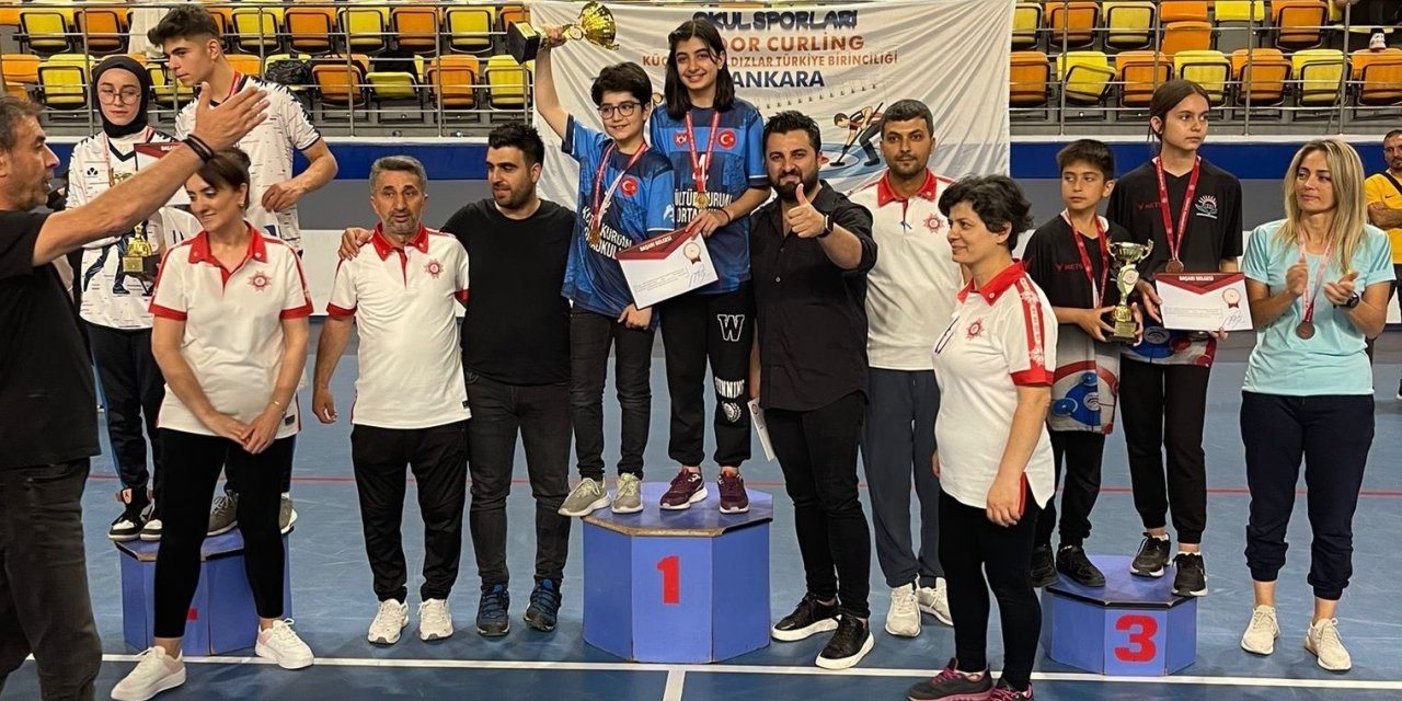 Floor Curling’te şampiyon Erzurum’dan