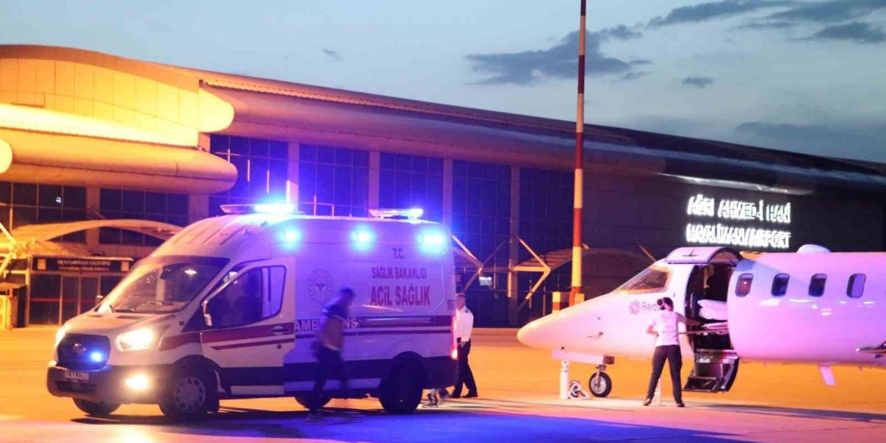 Ağrı’da başından vurulan genç ambulans uçakla Ankara’ya gönderildi