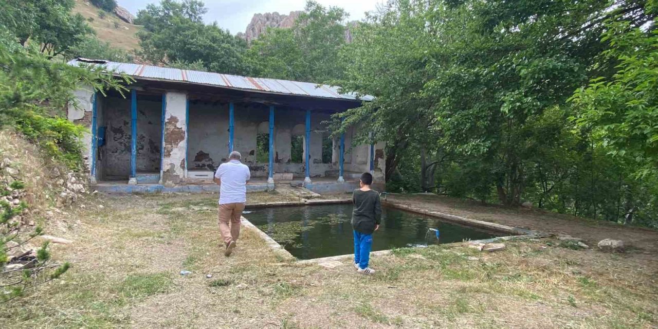 Türkan Şoray’ın ölüm tehlikesi atlattığı, Cemo filminin bazı sahnelerinin çekildiği mekanlar harabeye döndü