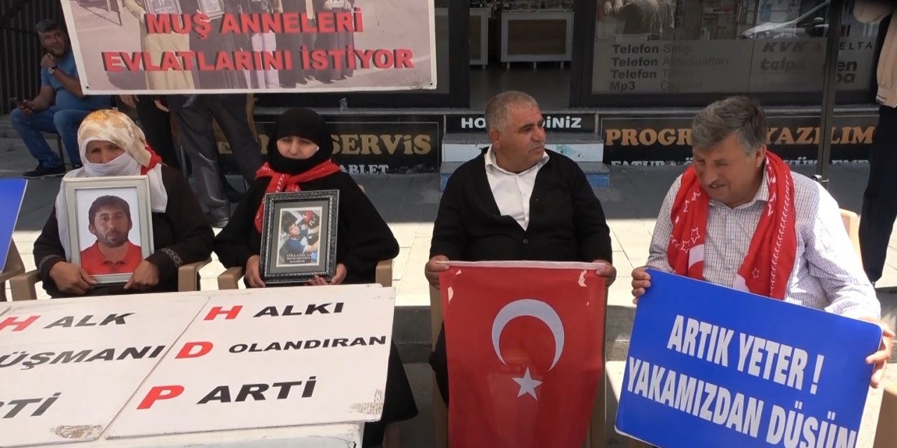 Ailelerin evlat nöbeti kararlılıkla devam ediyor