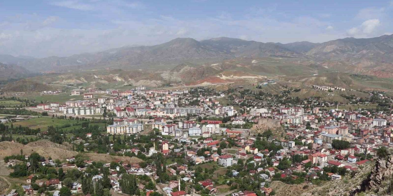 Sitare Dağı’ndan Oltu manzarası