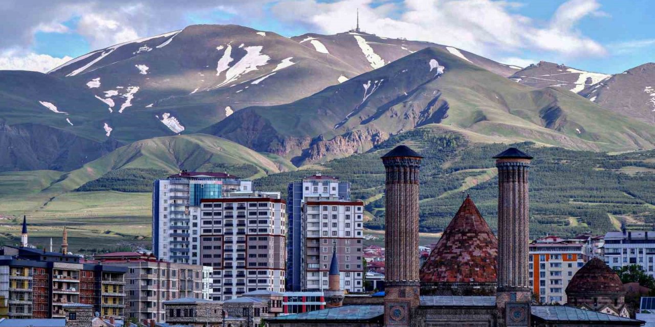 Türkiye’de konut satışı azaldı, Erzurum’da arttı