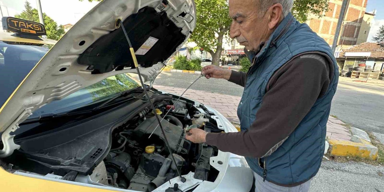 İki yıl önce sıfır araba satın aldı, başına gelmeyen kalmadı