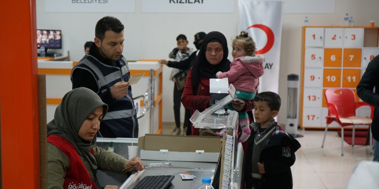 Depremzedelere toplamda 110 bin paket yardım dağıtıldı