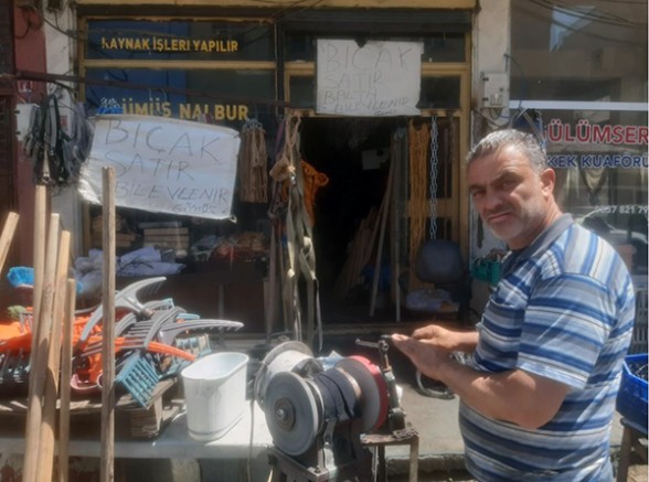 Kars’ta, bıçaklar Kurban Bayramına hazırlanıyor